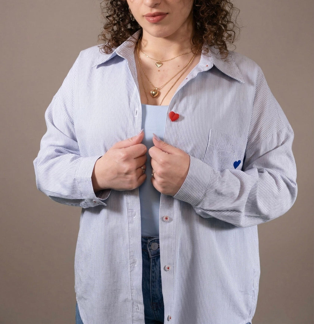 Camicia Oversize a Righe con Ricamo LOVE