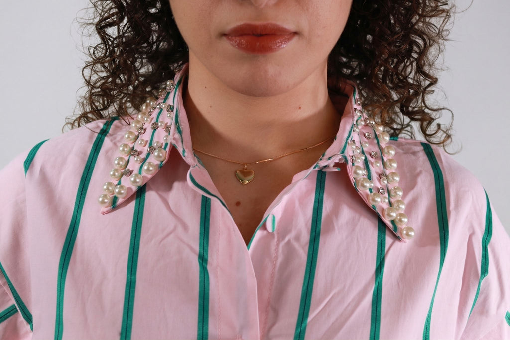 Camicia Smanicata a Righe con Colletto Gioiello