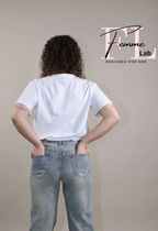 T-shirt con fiocchi in perle